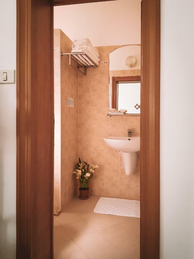 Hotel Romantica Rimini Ngoại thất bức ảnh